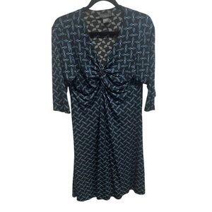 Travelsmith women’s dress twist front patterned stretchy jersey knit medium blue
